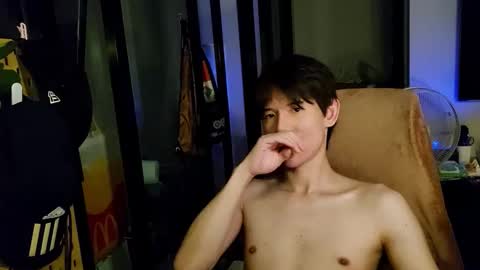 jj_jayjayq online show from February 6, 3:32 am