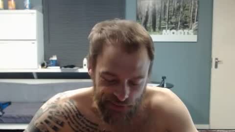 JamesJan van Rebel online show from January 6, 3:10 am