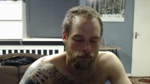 JamesJan van Rebel online show from October 31, 3:40 am