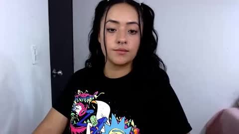 Snapshot of jjulietha95 chatting on February 26, 11:30 pm Julieta online show from February 26, 11:30 pm