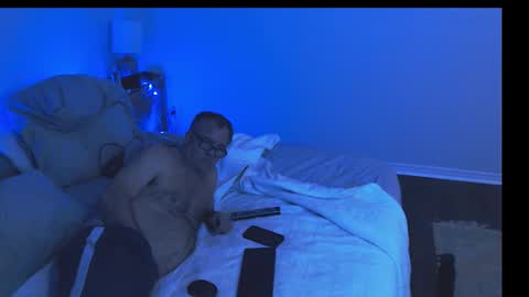 The best time guy online show from February 4, 2:15 am