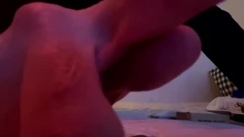 jlarks1 online show from April 12, 10:47 pm