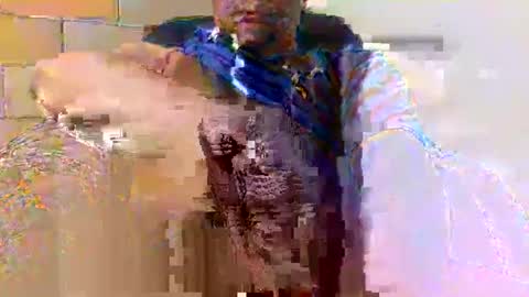 Holmesfifth online show from February 18, 3:52 pm