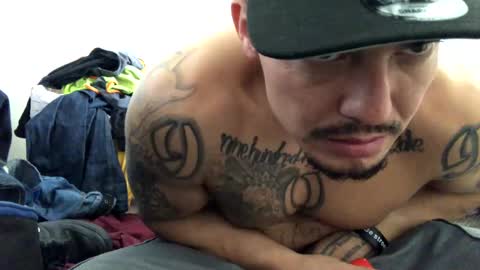 jmartel92 online show from January 21, 8:32 pm