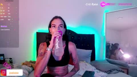 Joa Isaza     online show from October 5, 4:21 am