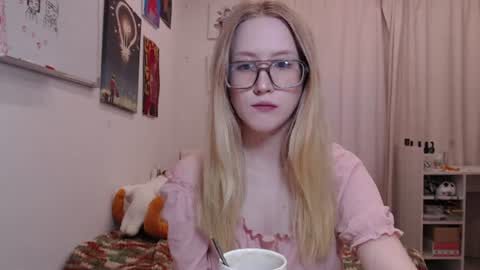 joan_kiss online show from June 22, 1:29 pm