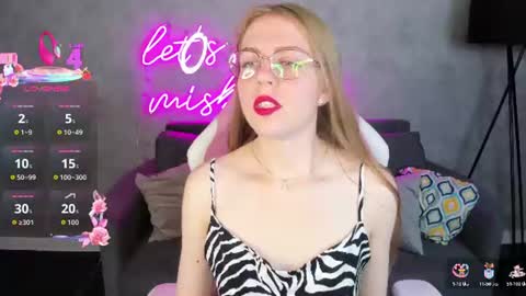 joann_shermann online show from June 19, 1:11 am