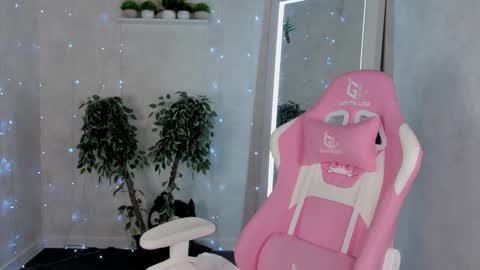 joann_shermann online show from November 25, 1:37 am