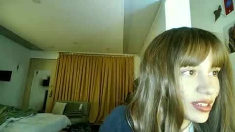 Snapshot of joanna_pollock chatting on October 29, 2:35 am Joanna Pollock online show from October 29, 2:35 am