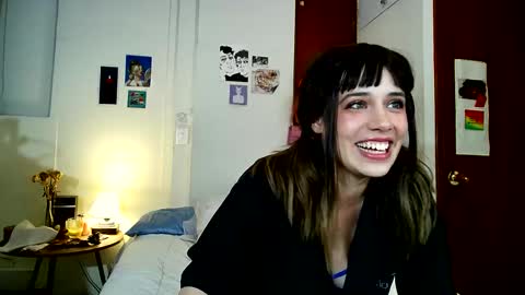 Snapshot of joanna_pollock chatting on January 19, 2:57 am Joanna Pollock online show from January 19, 2:57 am