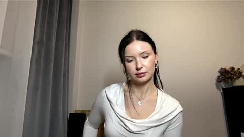 Joan online show from April 14, 7:17 pm