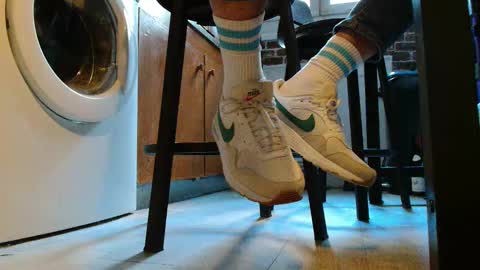 GUILLAUME feet and socks online show from February 3, 3:17 pm