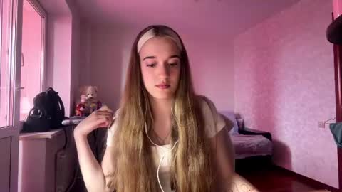 Alice online show from June 29, 9:50 am