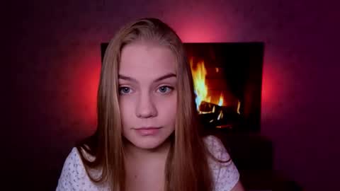 Snapshot of jodiewithgreen chatting on September 19, 8:34 pm Jodie 3 returning TODAY online show from September 19, 8:34 pm