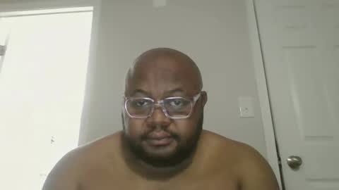 joe25123 online show from March 31, 12:44 am