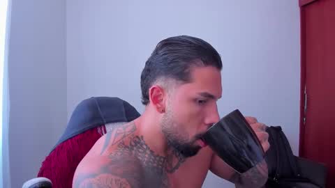 joe_esthetic online show from March 14, 1:59 pm