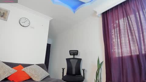 Snapshot of joelandalexa chatting on March 11, 8:53 pm joelandalexa online show from March 11, 8:53 pm