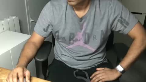 joeshades21 online show from January 18, 11:00 pm