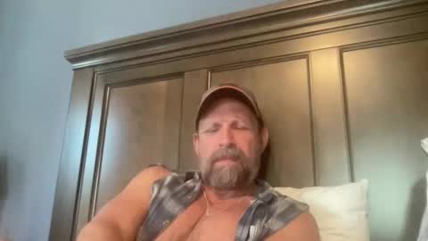 joestros online show from June 1, 5:36 pm