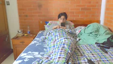 johan70nsexy online show from March 27, 8:26 am