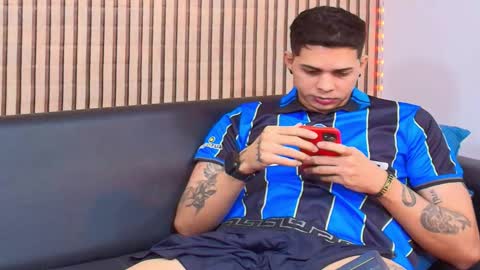 johan speitzer online show from February 24, 1:08 am