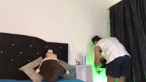 John  online show from October 10, 11:05 am