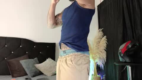 John  online show from November 4, 11:11 am