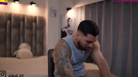 john online show from December 3, 1:26 am