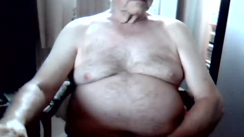 johnjohn6226 online show from July 1, 2:59 pm