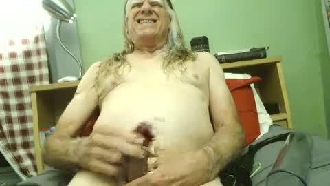 johnnieq1971 online show from July 16, 1:53 am