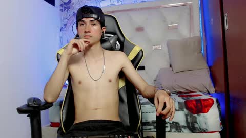 johnny_cagee online show from October 9, 6:52 am