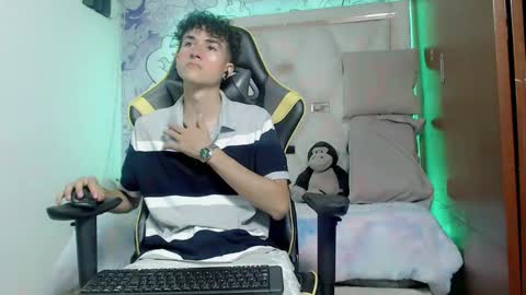 johnny_cagee online show from October 23, 5:42 am