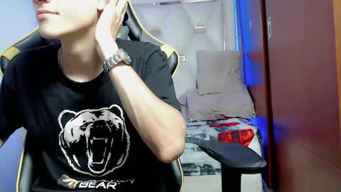 johnny_cagee online show from October 12, 6:06 am