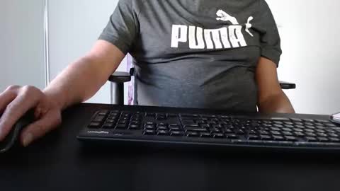 Johnny Walker13 online show from January 6, 3:27 pm