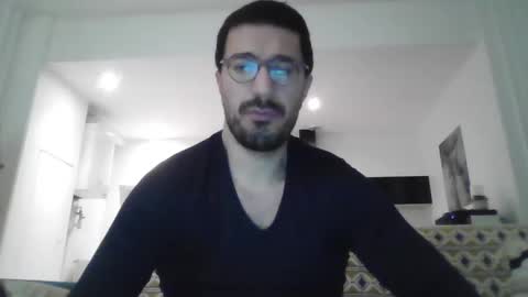 Johnfrench online show from December 3, 4:20 am