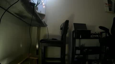 Snapshot of johntylerr833 chatting on November 1, 10:42 pm johntylerr833 online show from November 1, 10:42 pm