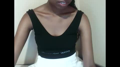 joliekah27 online show from March 25, 6:03 pm