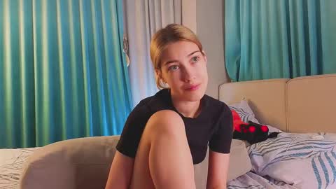 Viola online show from December 5, 12:03 pm