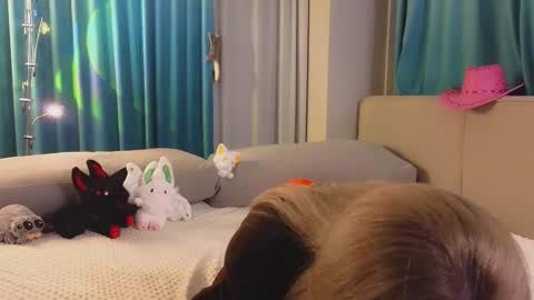 Viola online show from October 24, 11:22 am