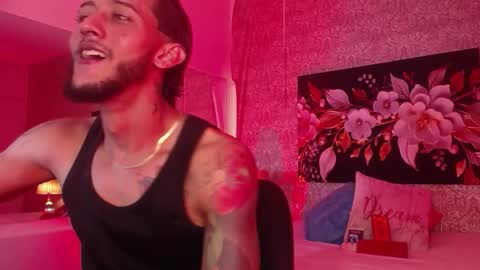 Jonas  online show from November 24, 7:45 pm