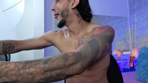 Jonas  online show from March 19, 8:47 pm