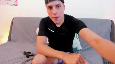 Instagram jonathanfit14 online show from November 29, 1:13 am