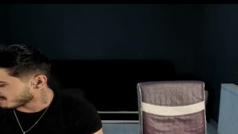 jonnyporn1 online show from February 25, 5:27 pm