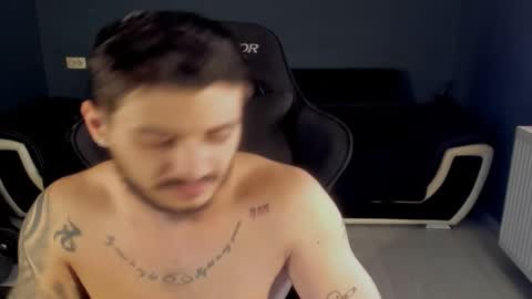 jonnyporn1 online show from March 8, 1:37 pm