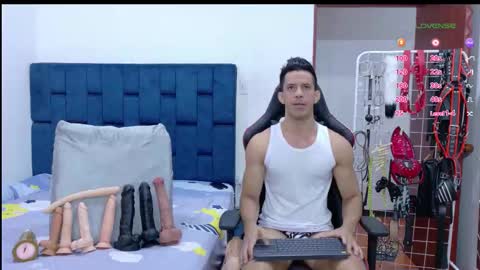 jose_rumbero91 online show from February 19, 12:04 pm