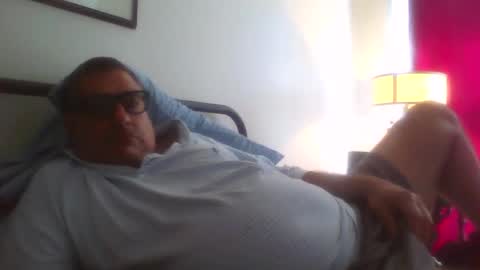 josehosebb online show from September 26, 4:26 pm