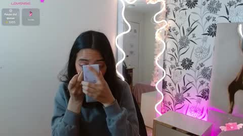 Joselyn  online show from January 10, 11:59 am