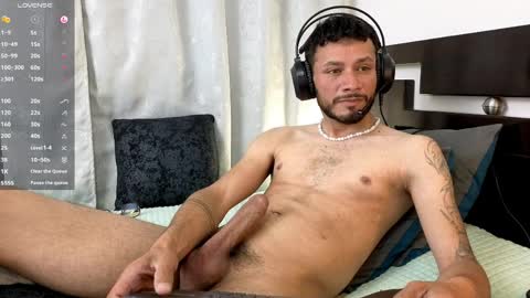 josep_darling online show from April 8, 7:17 pm