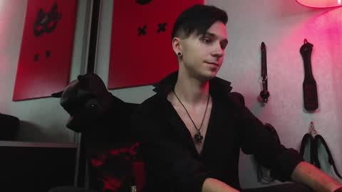 Snapshot of joseph__quinn chatting on February 4, 11:05 am Master Joseph online show from February 4, 11:05 am
