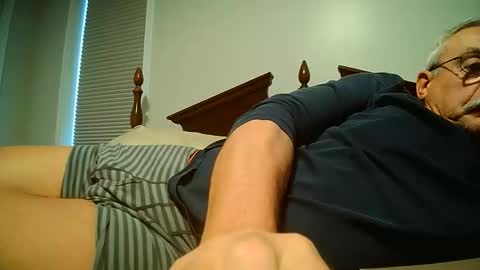 josephgr2021 online show from April 5, 7:55 pm